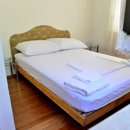 Apartment Bonbon