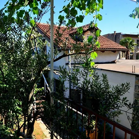 Apartment Bonbon